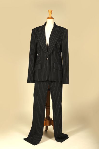 YVES SAINT LAURENT RIVE GAUCHE.
Lot comprenant...