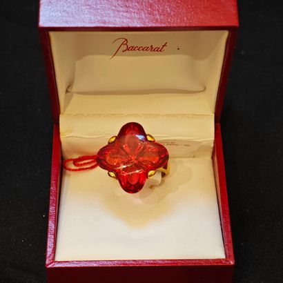 BACCARAT, série récente, modèle Lolita rubis.
Bague...