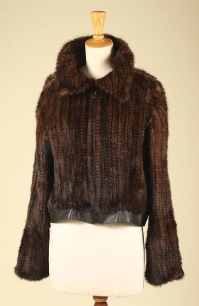 Attribué à SONIA RYKIEL.
Veste courte en...