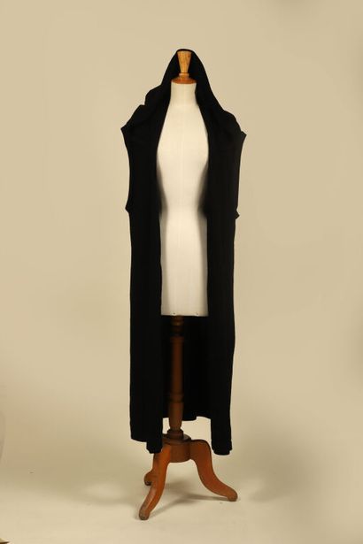SONIA RYKIEL. Long gilet sans manche en laine...