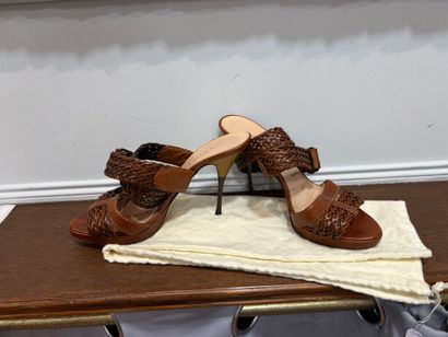 JEAN-PAUL GAULTIER. 
Paire de sandales à...