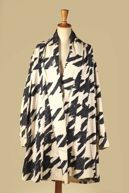 LANVIN.
Manteau évasé en coton et soie mélangés,...