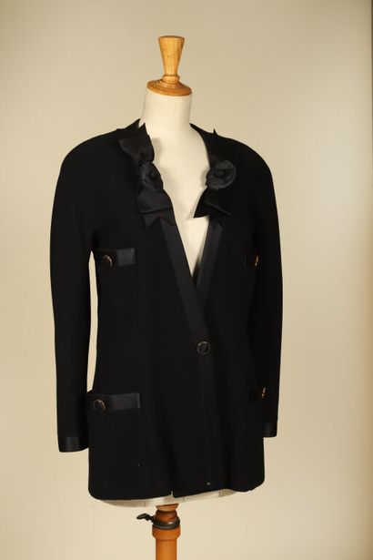CHANEL BOUTIQUE par KARL LAGERFELD.
Exceptionnelle...