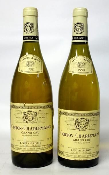 VINS BLANCS DE BOURGOGNE
2 Bouteilles CORTON...