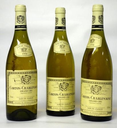 VINS BLANCS DE BOURGOGNE
3 Bouteilles CORTON...