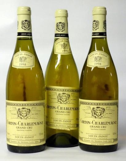 VINS BLANCS DE BOURGOGNE
3 Bouteilles CORTON...