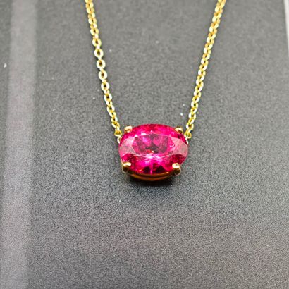 * PENDENTIF en or jaune 750‰ composé d'un...