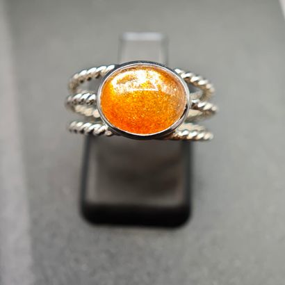 * BAGUE en or gris 750‰ composée de trois...