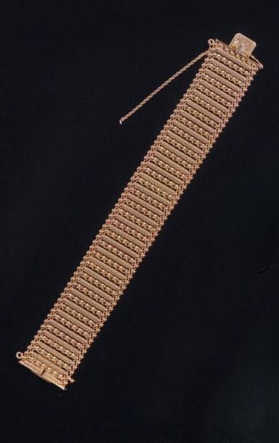 BRACELET plat en or jaune 750‰.
TDP : 17.
Poids...