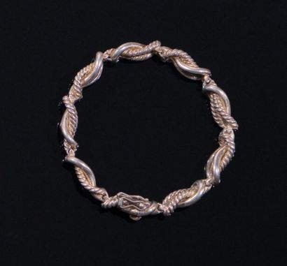 * BRACELET en argent 800‰ à maille marine.
Long....