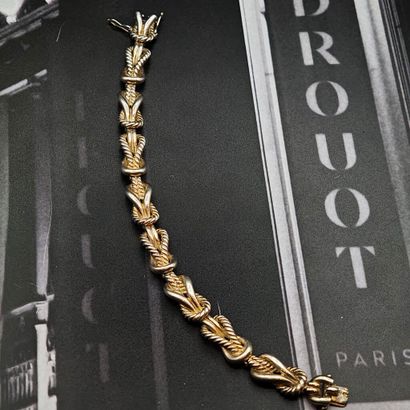 * BRACELET en argent 800‰ à maille marine.
Long....