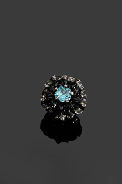 EVA SEGOURA. Vers 1990
BAGUE en or noirci...