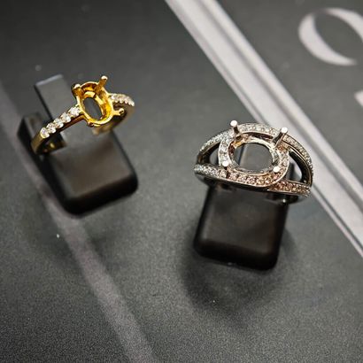* LOT de deux montures de bagues en or 750‰...