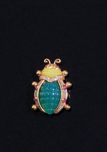 EVA SEGOURA. Vers 1990.
BROCHE-CLIP en or...