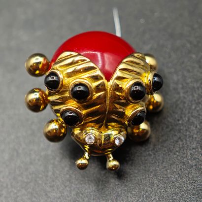 EVA SEGOURA. Vers 1990.
Petite BROCHE de...
