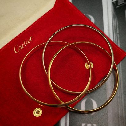 CARTIER, Paris. 1997. Modèle Trinity.
BRACELET...