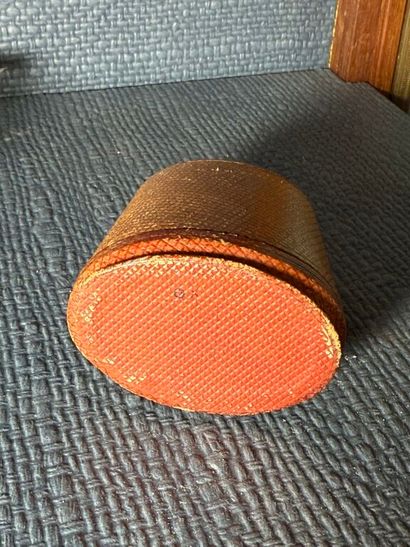 BOÎTE PRÉSENTOIR à pendants d'oreilles entièrement...