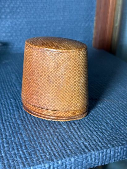 BOÎTE PRÉSENTOIR à pendants d'oreilles entièrement...