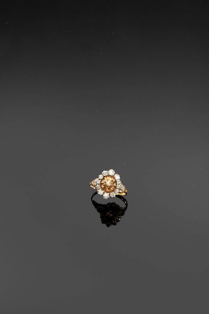 BAGUE en or jaune 750‰ et platine 950‰ composée...