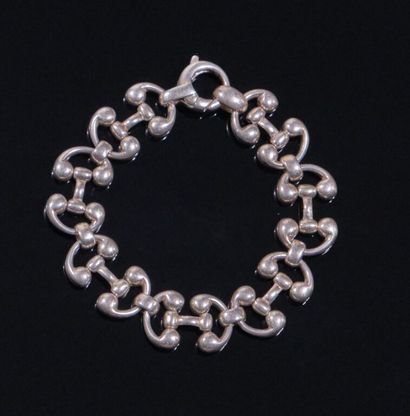 * BRACELET en argent 800‰ à maille mors.
Long....