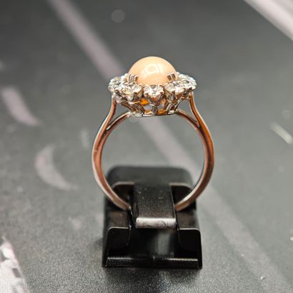 * BAGUE marguerite en or blanc 750‰ et platine...