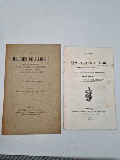 Manette. Set of 18 Miscellaneous Medical...