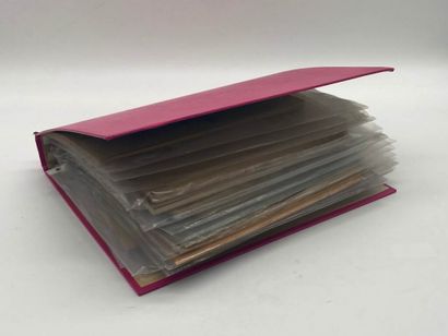 Manette. 20 volumes in-8 paperback, satisfactory...
