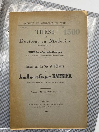 [MEDECINE]. 3 works 3 volumes in-8 paperback....