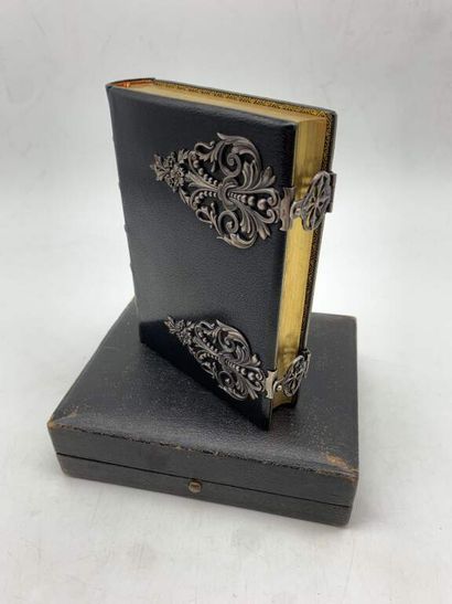 [BINDING]. Missel romain N°154. Published...