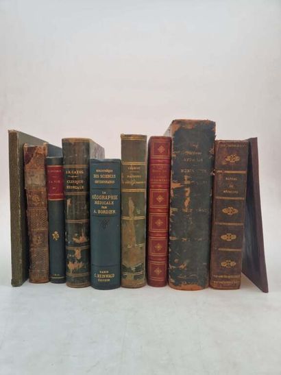 Manette: 10 medical books, two of which are...