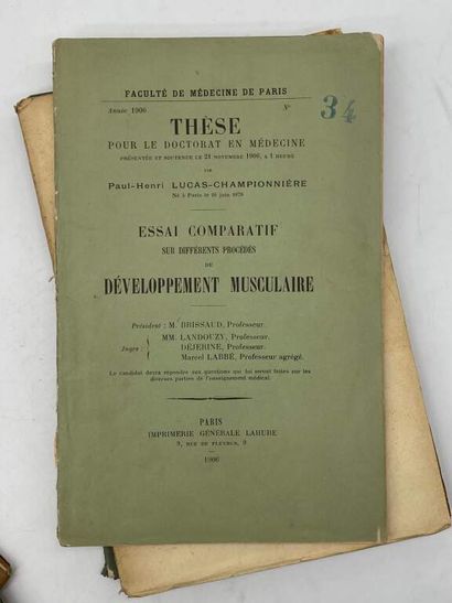 [THESES]. 5 theses Set of five medical theses...
