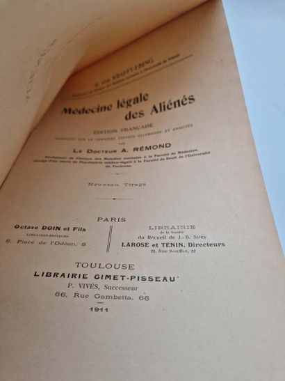 KRAFFT-EBING, Richard von. Médecine légale...