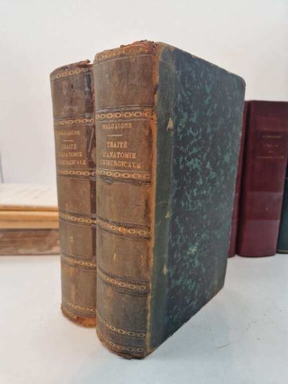 Manette. Set of 11 medical volumes. 6 hardbacks...