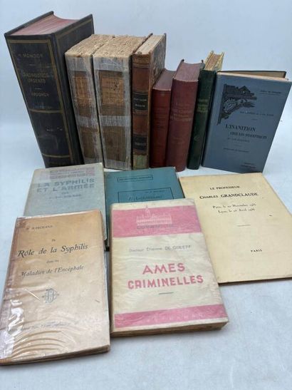 [MANETTE - MEDECINE]. Medical set in 13 volumes.

Set...