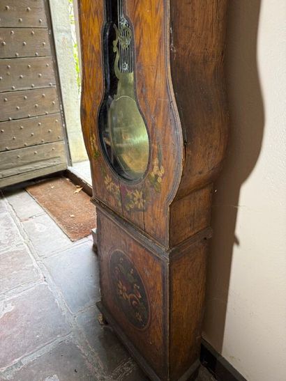 Comtoise in natural wood with polychrome...