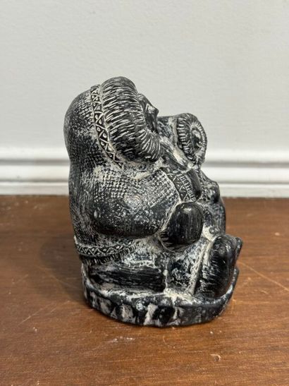 * ART INUIT. Ensemble de deux petites sculptures...