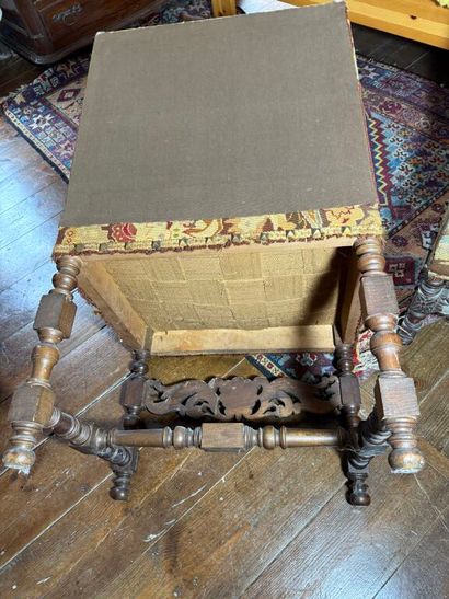 Paire de fauteuils et paire de chaises en...
