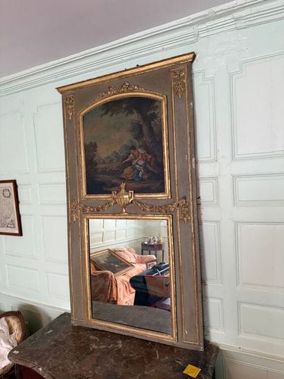 Moulded gilded and grey relacquered wood...