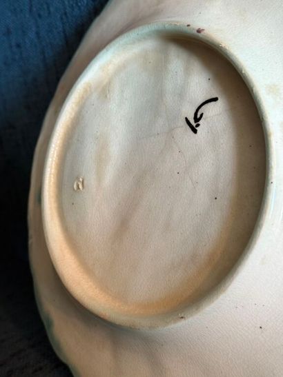 * Earthenware asparagus set including :
-...