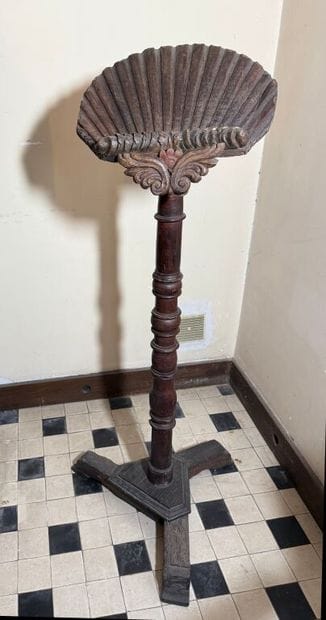 Carved wooden lectern, the shaft with ringed...