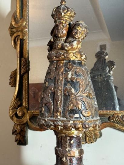 Virgin with mantle in wood carved in the...