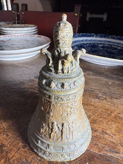 Neo-Renaissance bronze table bell. 
19th...