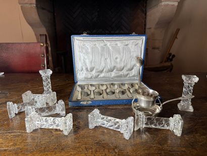Set in 925 silver ‰ including: 
- Tea pass....