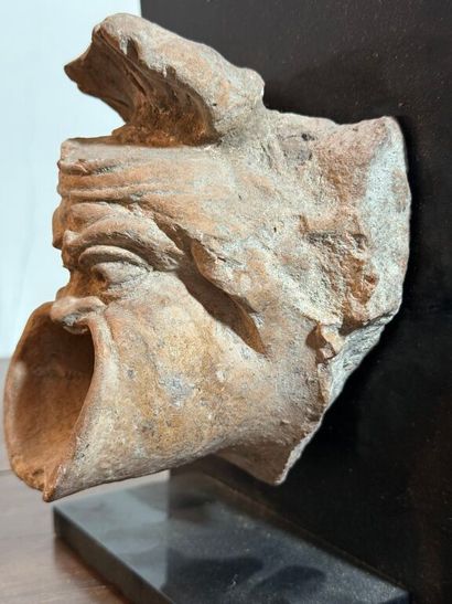 Élément de fontaine, de style gallo-romain...