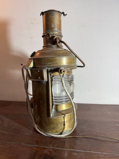 Lampe de bateau en cuivre et verre de la...