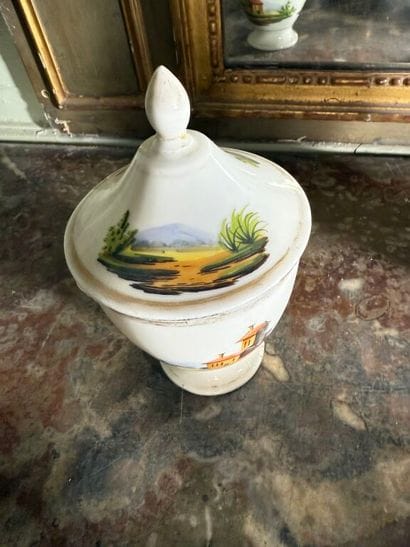 Part of a Paris porcelain coffee service,...