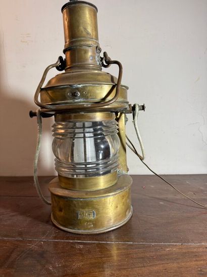 Lampe de bateau en cuivre et verre de la...