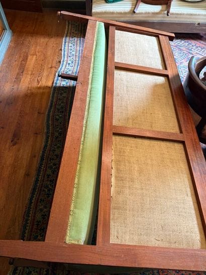 Living room set comprising: 
a suite of four...