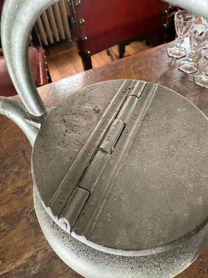 Strong pewter set from the 18th to the 20th...