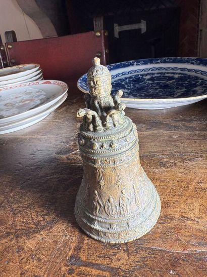 Neo-Renaissance bronze table bell. 
19th...